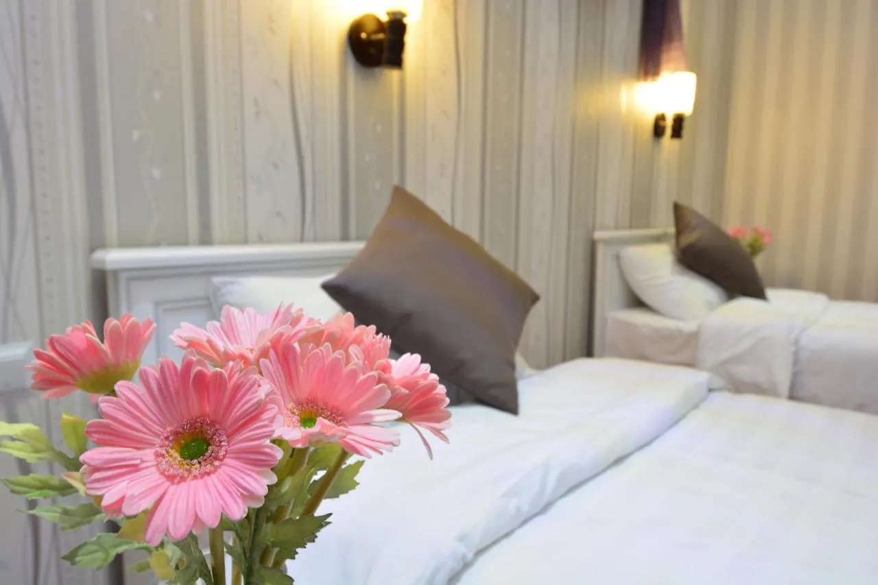 Granada Hotel And Restaurant Tbilisi Georgien